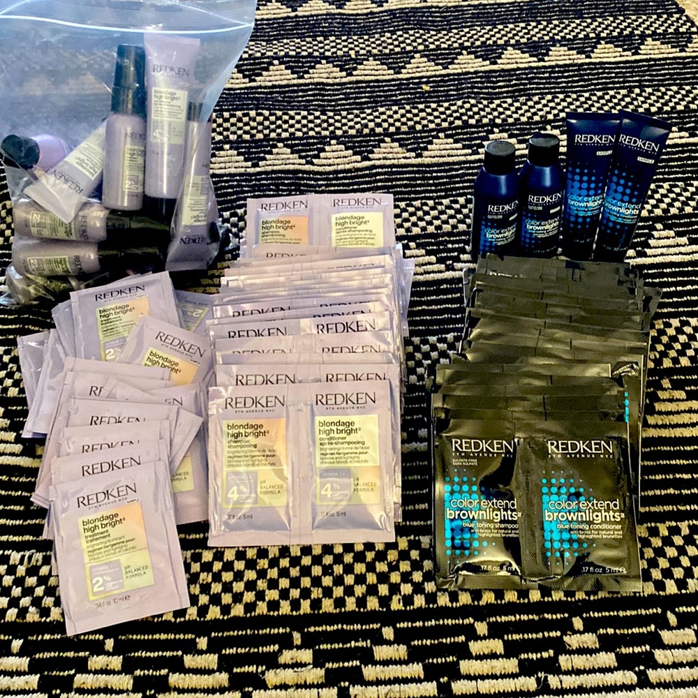 Redken Blonde Sample Bundle. Huge lot of samples. great for Holiday stuffers.